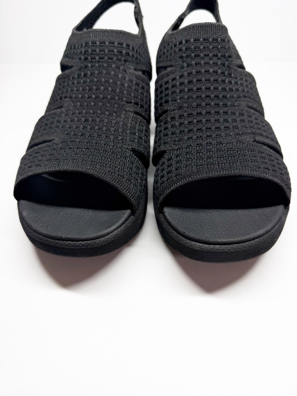 Sketchers Pier Lite Lux Memory Foam Strappy Wedge Sandals - Picture 3 of 9